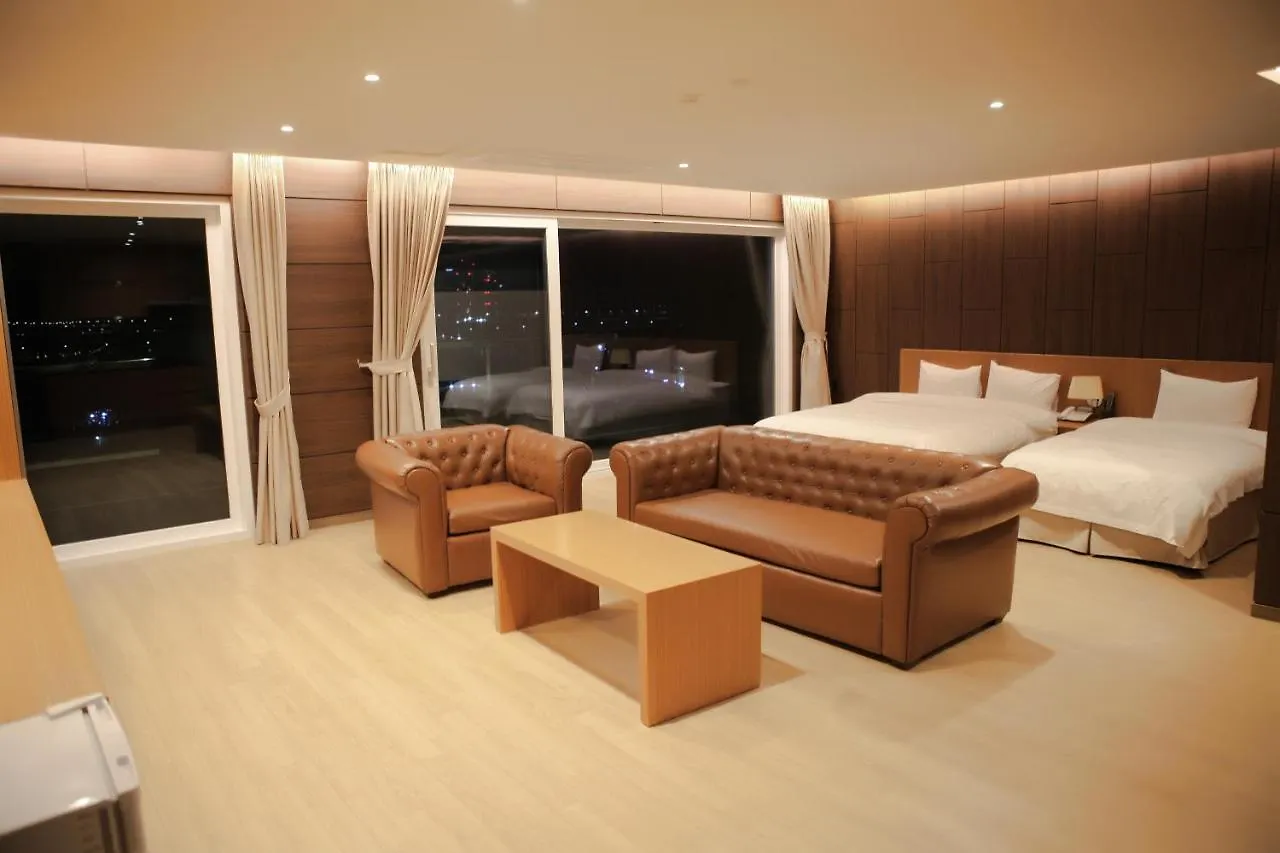Incheon Stay Hotel 3*,