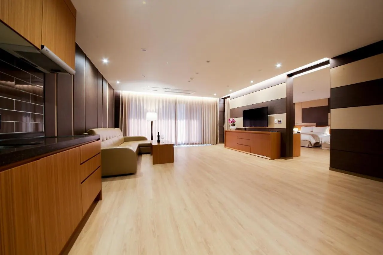 Incheon Stay Hotel 3*,