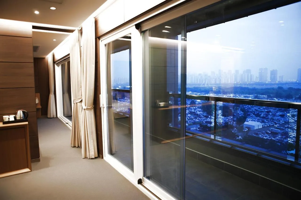 Incheon Stay Hotel 3*,